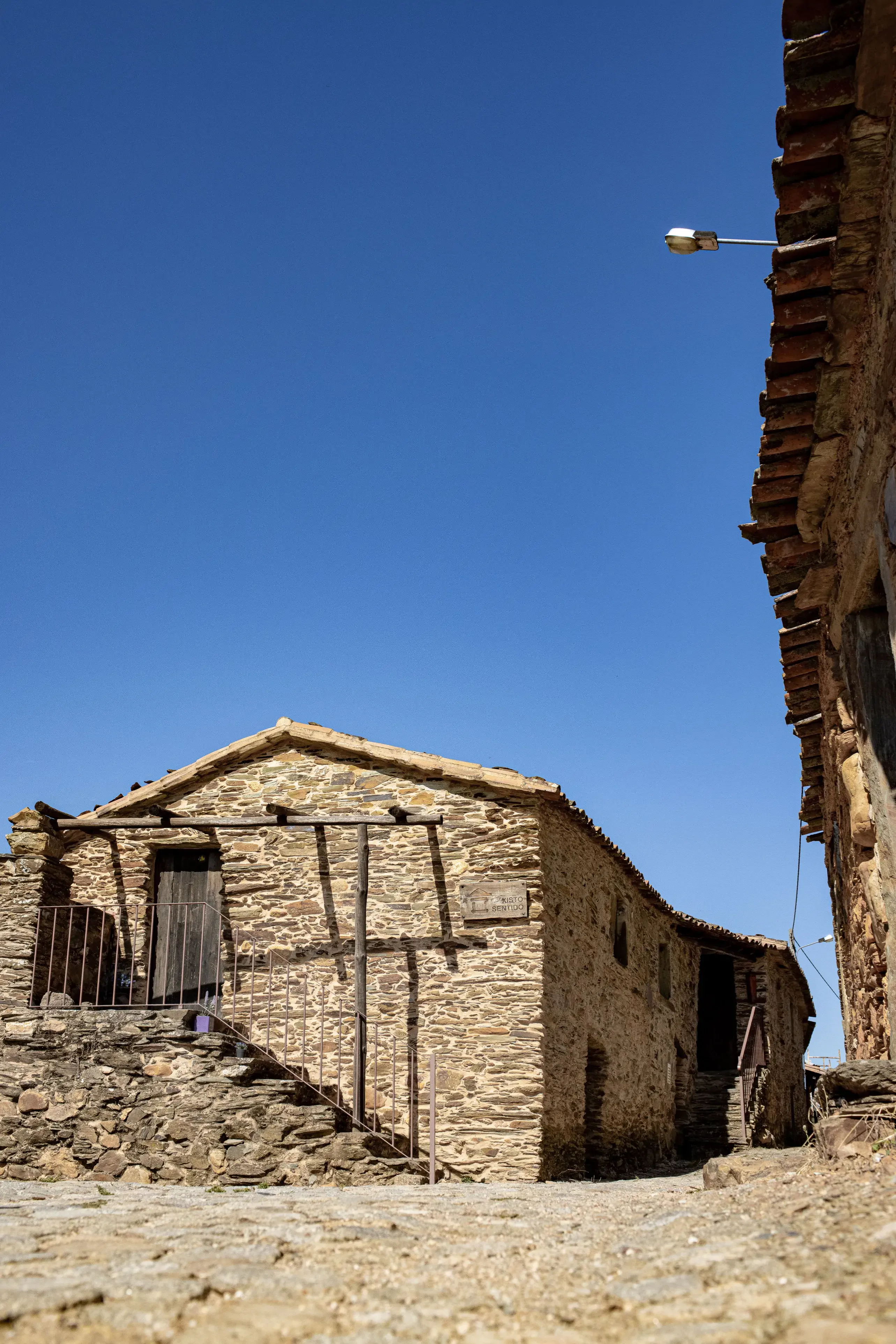 aldeia-do-xisto-martim-branco-cvr-beira-interior-vinhos.webp