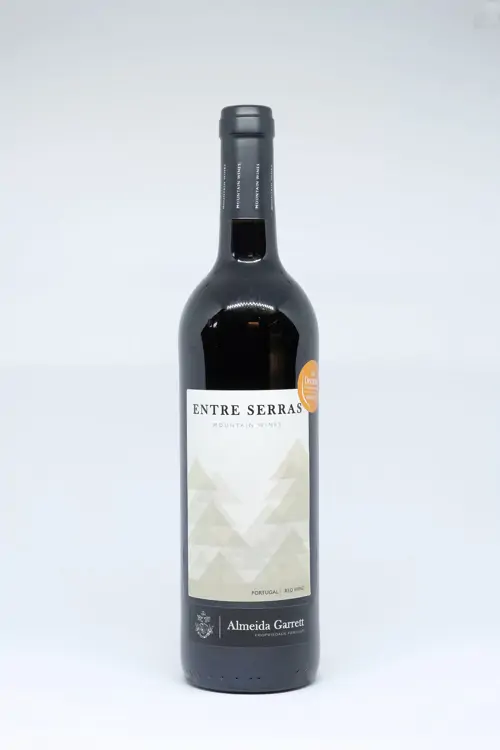 Entre Serras Tinto 2019